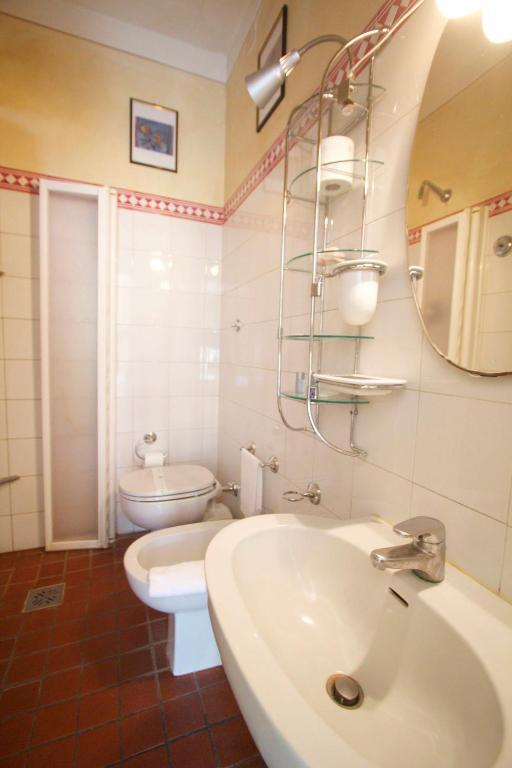 La Bussola Da Gino Hotel Куарата Стая снимка